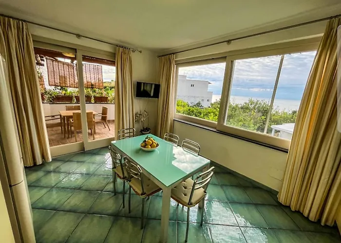 Chez Marie Ischia Feriehus
